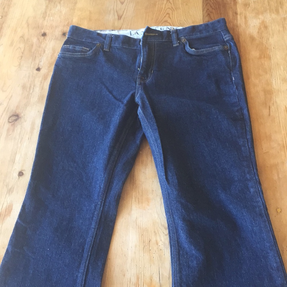 Women’s blue jeans